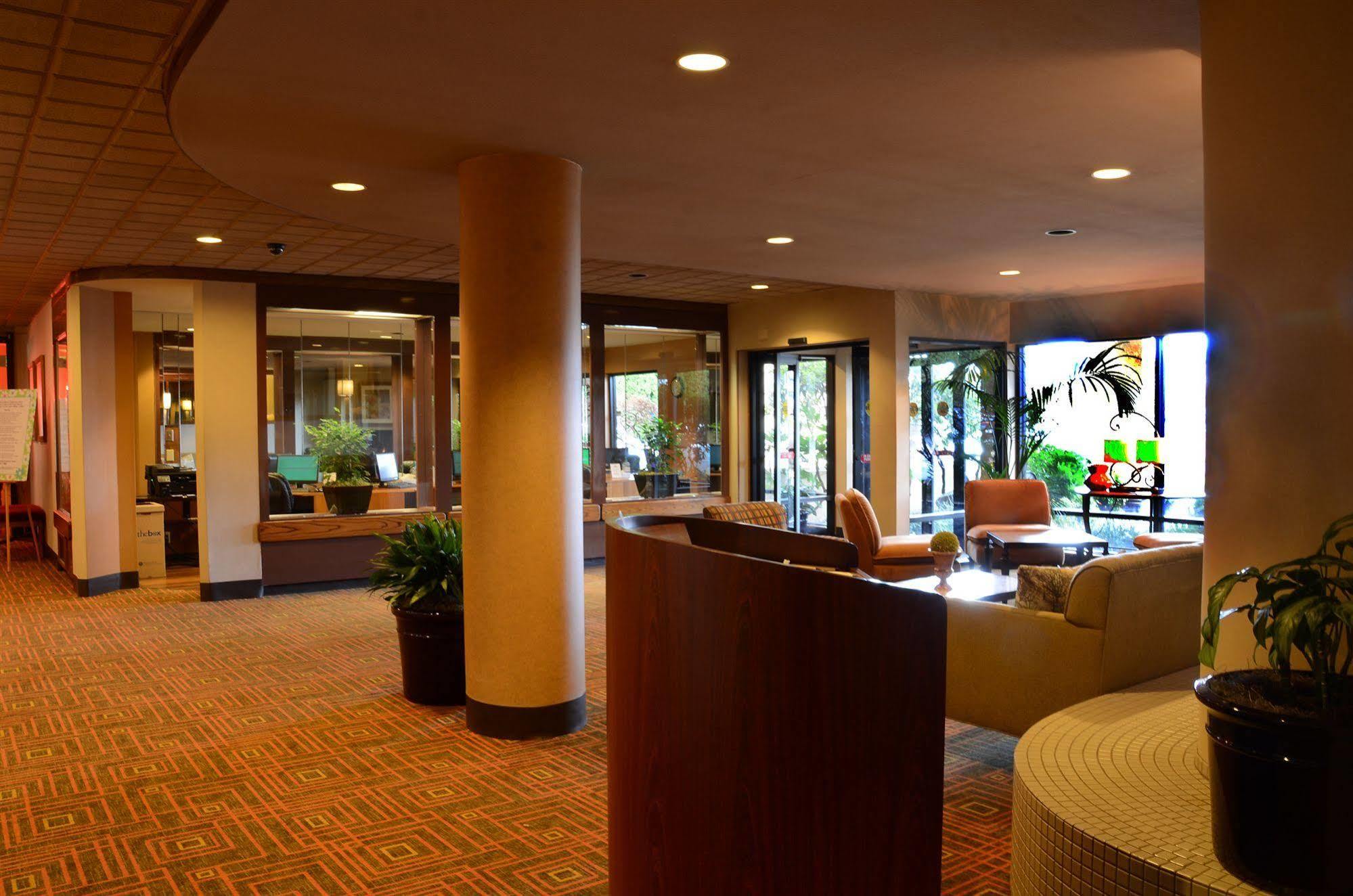 Monarch Hotel & Conference Center Clackamas Exterior foto